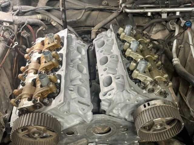 Крайслер 300C 2004 у Кременчуге на Automoto.ua Сірий Крайслер 300C, об'ємом двигуна 3.5 л та пробігом 290 тис. км за 9500 $, фото 22 на Automoto.ua