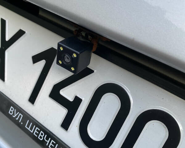 Сірий Крайслер 300C, об'ємом двигуна 3.52 л та пробігом 265 тис. км за 7700 $, фото 32 на Automoto.ua