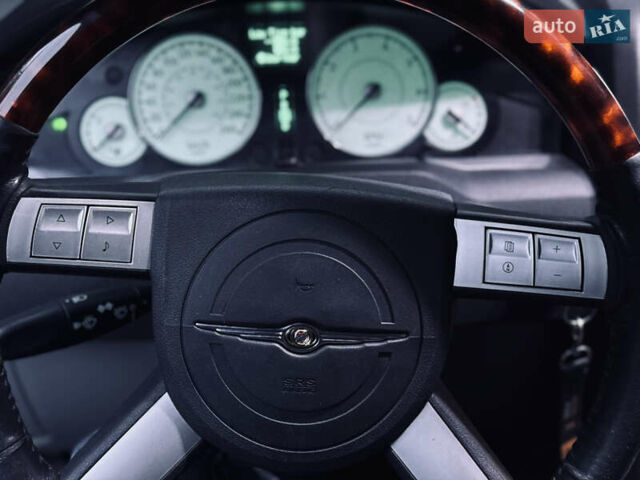 Сірий Крайслер 300C, об'ємом двигуна 3 л та пробігом 280 тис. км за 6000 $, фото 14 на Automoto.ua