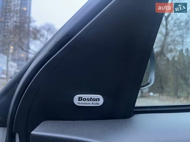 Серый Крайслер 300C, объемом двигателя 2.74 л и пробегом 165 тыс. км за 6500 $, фото 15 на Automoto.ua