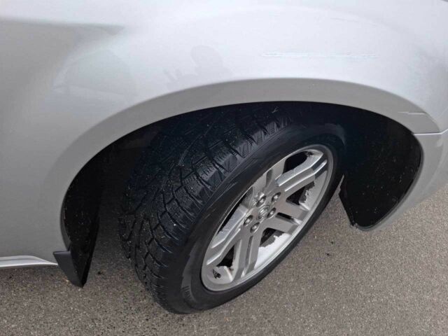 Серый Крайслер 300C, объемом двигателя 2.7 л и пробегом 219 тыс. км за 6500 $, фото 4 на Automoto.ua