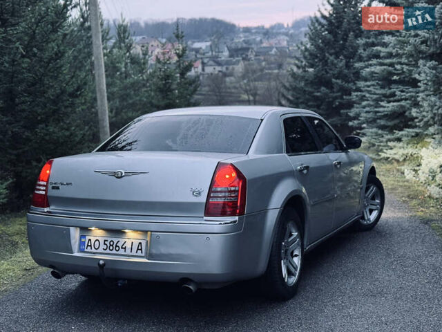 Сірий Крайслер 300C, об'ємом двигуна 3 л та пробігом 280 тис. км за 6000 $, фото 4 на Automoto.ua