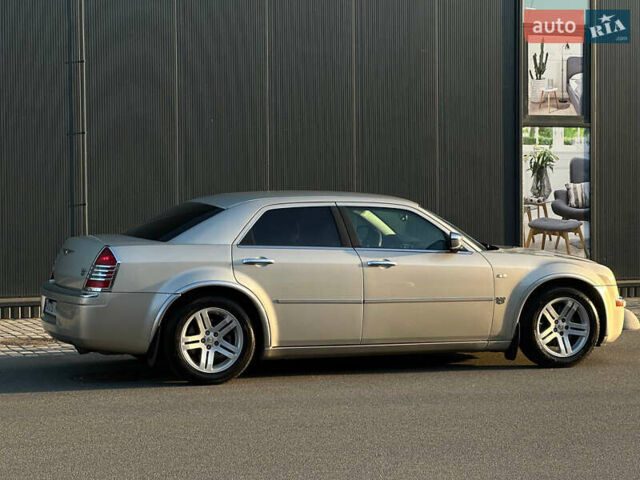 Сірий Крайслер 300C, об'ємом двигуна 2.99 л та пробігом 216 тис. км за 9200 $, фото 4 на Automoto.ua