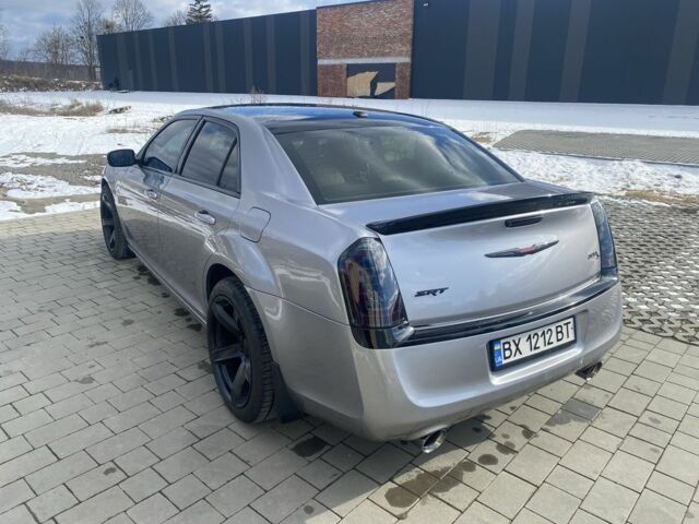 Серый Крайслер 300C, объемом двигателя 3.6 л и пробегом 300 тыс. км за 11800 $, фото 3 на Automoto.ua