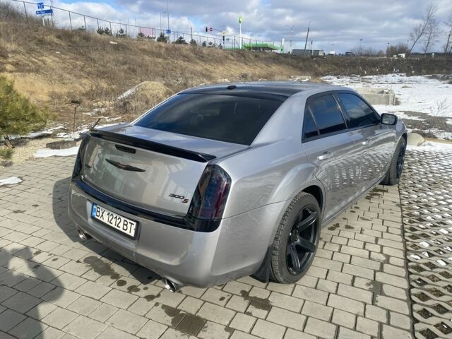 Серый Крайслер 300C, объемом двигателя 3.6 л и пробегом 300 тыс. км за 11800 $, фото 4 на Automoto.ua