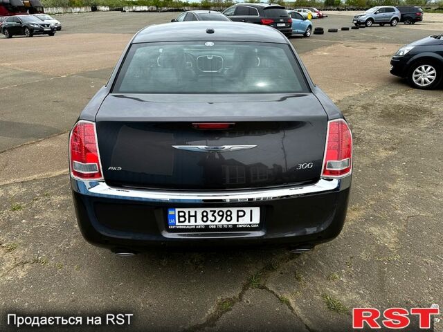 Сірий Крайслер 300C, об'ємом двигуна 3.6 л та пробігом 165 тис. км за 11600 $, фото 2 на Automoto.ua