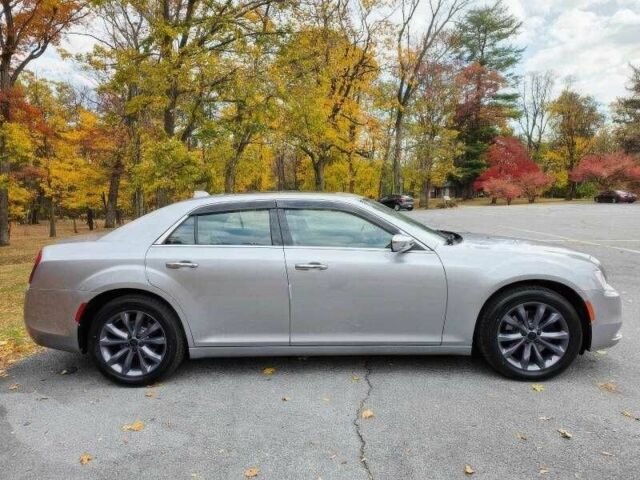 Сірий Крайслер 300C, об'ємом двигуна 3.6 л та пробігом 89 тис. км за 5500 $, фото 5 на Automoto.ua