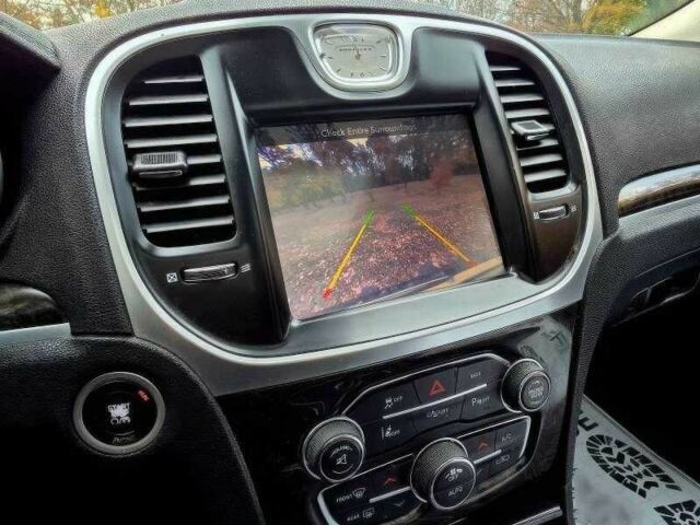 Сірий Крайслер 300C, об'ємом двигуна 3.6 л та пробігом 89 тис. км за 5500 $, фото 9 на Automoto.ua