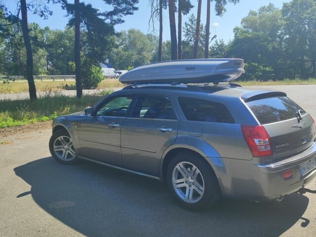 Крайслер 300C 2007 в Киеве на Automoto.ua Серый Крайслер 300C, объемом двигателя 3 л и пробегом 317 тыс. км за 8084 $, фото 5 на Automoto.ua