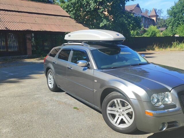 Крайслер 300C 2007 в Киеве на Automoto.ua Серый Крайслер 300C, объемом двигателя 3 л и пробегом 317 тыс. км за 8084 $, фото 2 на Automoto.ua