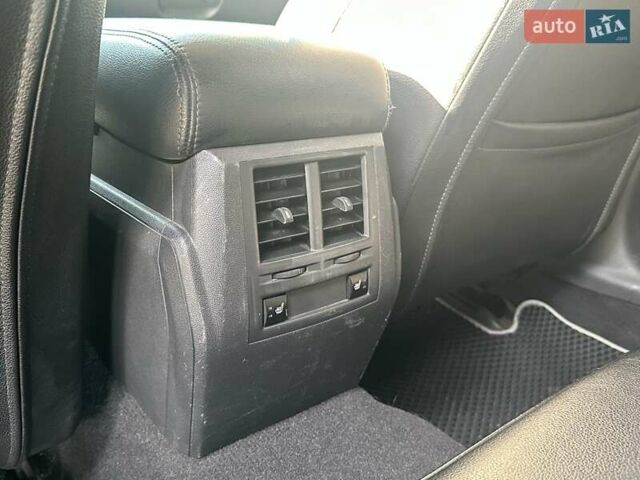 Сірий Крайслер 300C, об'ємом двигуна 2.99 л та пробігом 211 тис. км за 9700 $, фото 12 на Automoto.ua