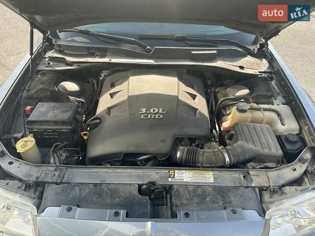 Сірий Крайслер 300C, об'ємом двигуна 2.99 л та пробігом 211 тис. км за 9700 $, фото 15 на Automoto.ua