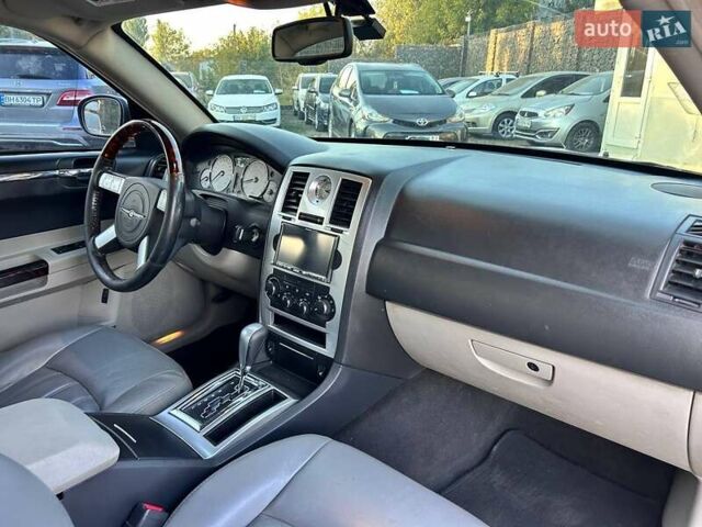 Синий Крайслер 300C, объемом двигателя 2.74 л и пробегом 220 тыс. км за 7600 $, фото 31 на Automoto.ua