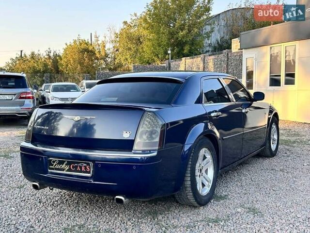 Синий Крайслер 300C, объемом двигателя 2.74 л и пробегом 220 тыс. км за 7600 $, фото 4 на Automoto.ua