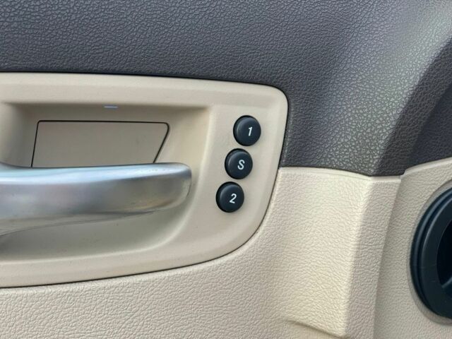 Синій Крайслер 300C, об'ємом двигуна 3 л та пробігом 159 тис. км за 6800 $, фото 14 на Automoto.ua