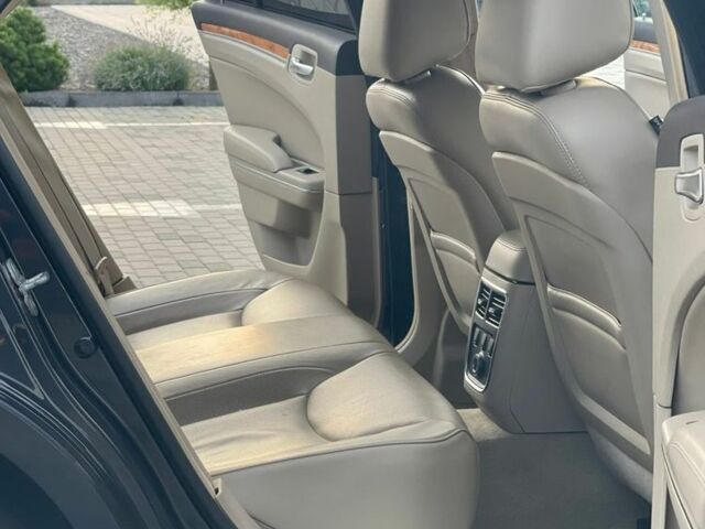 Синій Крайслер 300C, об'ємом двигуна 3 л та пробігом 159 тис. км за 6800 $, фото 18 на Automoto.ua