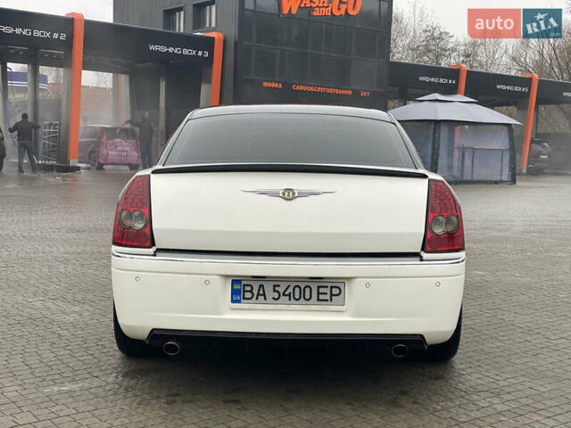 Зеленый Крайслер 300C, объемом двигателя 3.52 л и пробегом 225 тыс. км за 8500 $, фото 7 на Automoto.ua