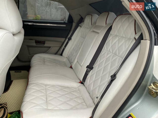 Зеленый Крайслер 300C, объемом двигателя 3.52 л и пробегом 225 тыс. км за 8500 $, фото 16 на Automoto.ua