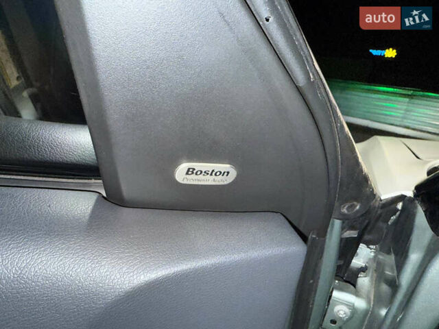 Зеленый Крайслер 300C, объемом двигателя 3.52 л и пробегом 225 тыс. км за 8500 $, фото 23 на Automoto.ua