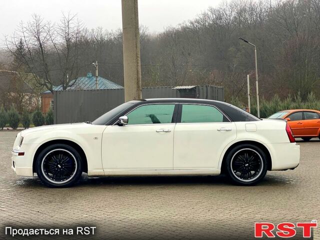 Зеленый Крайслер 300C, объемом двигателя 3.5 л и пробегом 225 тыс. км за 9200 $, фото 1 на Automoto.ua