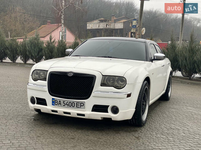 Зеленый Крайслер 300C, объемом двигателя 3.52 л и пробегом 225 тыс. км за 8500 $, фото 1 на Automoto.ua