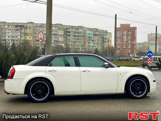 Зеленый Крайслер 300C, объемом двигателя 3.5 л и пробегом 225 тыс. км за 9200 $, фото 12 на Automoto.ua