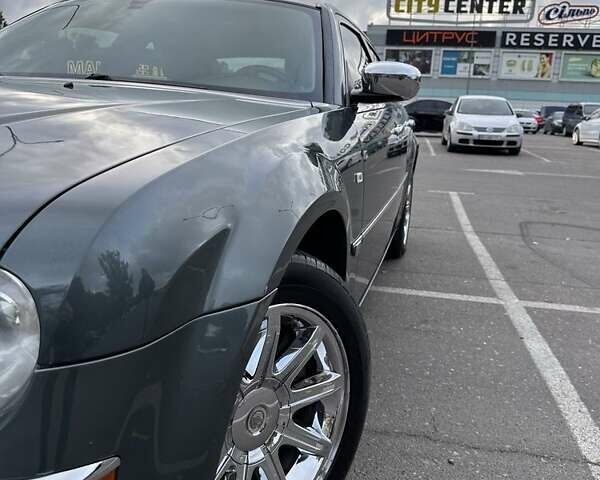 Крайслер 300C 2005 в Одессе на Automoto.ua Зеленый Крайслер 300C, объемом двигателя 3.5 л и пробегом 188 тыс. км за 9100 $, фото 3 на Automoto.ua