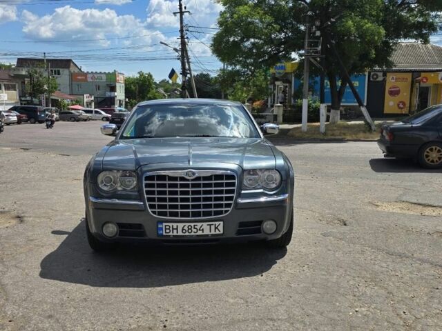 Зеленый Крайслер 300C, объемом двигателя 2.7 л и пробегом 173 тыс. км за 9280 $, фото 18 на Automoto.ua