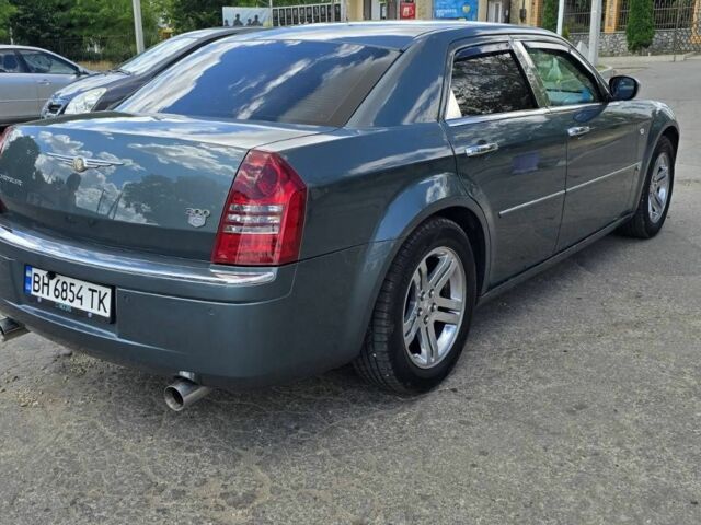 Зеленый Крайслер 300C, объемом двигателя 2.7 л и пробегом 173 тыс. км за 9280 $, фото 22 на Automoto.ua