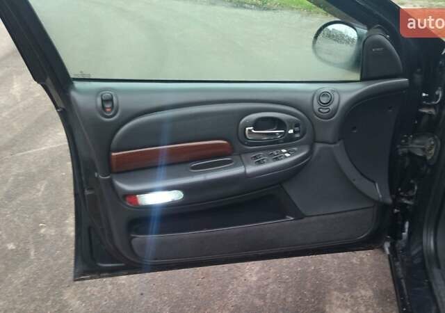 Чорний Крайслер 300М, об'ємом двигуна 3.52 л та пробігом 270 тис. км за 2250 $, фото 6 на Automoto.ua