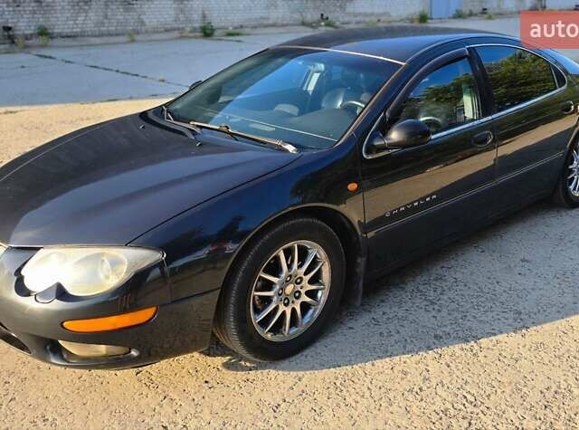 Черный Крайслер 300М, объемом двигателя 3.52 л и пробегом 245 тыс. км за 2700 $, фото 21 на Automoto.ua