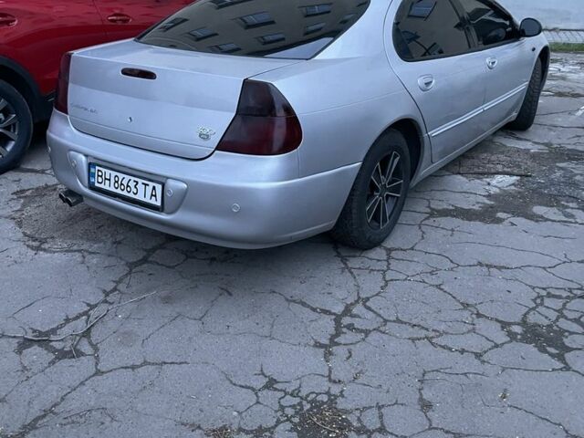 Сірий Крайслер 300М, об'ємом двигуна 3.5 л та пробігом 300 тис. км за 3800 $, фото 2 на Automoto.ua