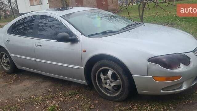 Сірий Крайслер 300М, об'ємом двигуна 2.74 л та пробігом 358 тис. км за 2300 $, фото 1 на Automoto.ua