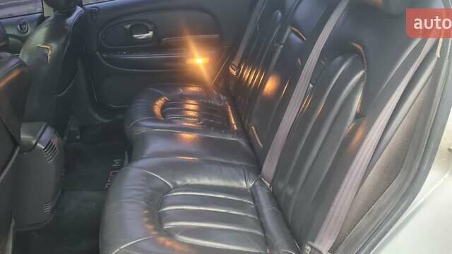 Сірий Крайслер 300М, об'ємом двигуна 2.74 л та пробігом 358 тис. км за 2300 $, фото 5 на Automoto.ua