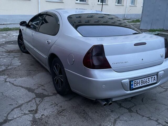 Сірий Крайслер 300М, об'ємом двигуна 3.5 л та пробігом 300 тис. км за 3200 $, фото 1 на Automoto.ua