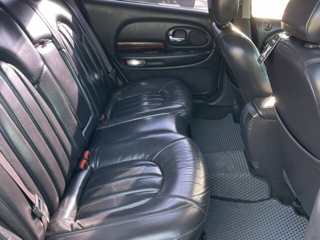 Сірий Крайслер 300М, об'ємом двигуна 3.5 л та пробігом 300 тис. км за 3200 $, фото 6 на Automoto.ua