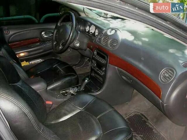 Синій Крайслер 300М, об'ємом двигуна 2.7 л та пробігом 220 тис. км за 2500 $, фото 9 на Automoto.ua