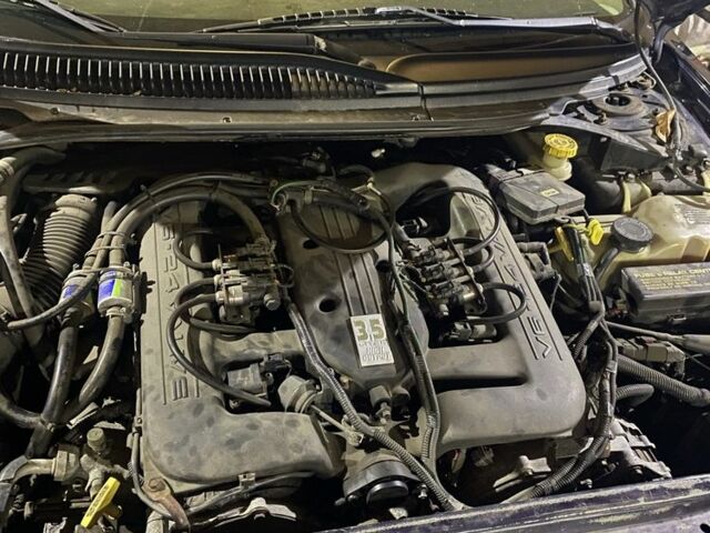 Синий Крайслер 300М, объемом двигателя 3.5 л и пробегом 320 тыс. км за 2999 $, фото 8 на Automoto.ua