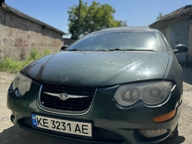 Зеленый Крайслер 300М, объемом двигателя 2.7 л и пробегом 365 тыс. км за 2400 $, фото 5 на Automoto.ua