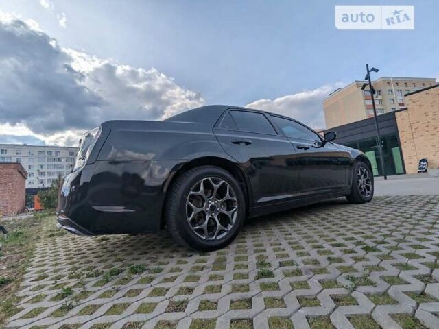 Крайслер 300 S, об'ємом двигуна 3.6 л та пробігом 191 тис. км за 14700 $, фото 1 на Automoto.ua