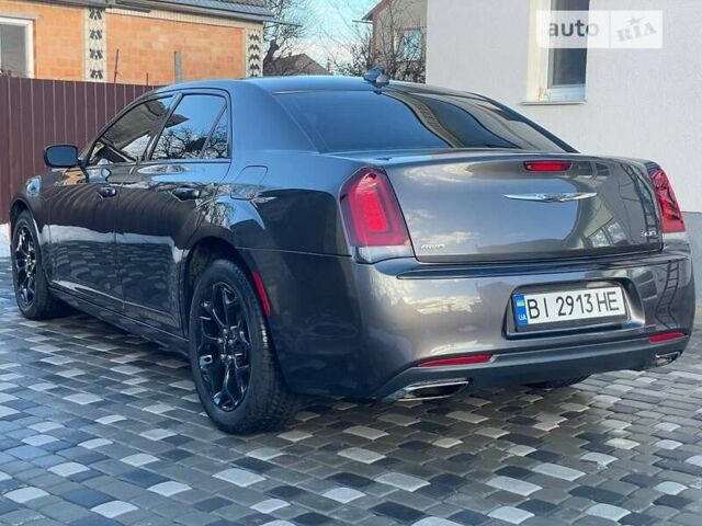 Сірий Крайслер 300 S, об'ємом двигуна 3.6 л та пробігом 132 тис. км за 13800 $, фото 77 на Automoto.ua