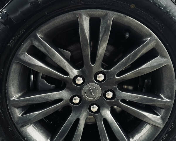 Білий Крайслер 300, об'ємом двигуна 3.6 л та пробігом 184 тис. км за 12999 $, фото 18 на Automoto.ua