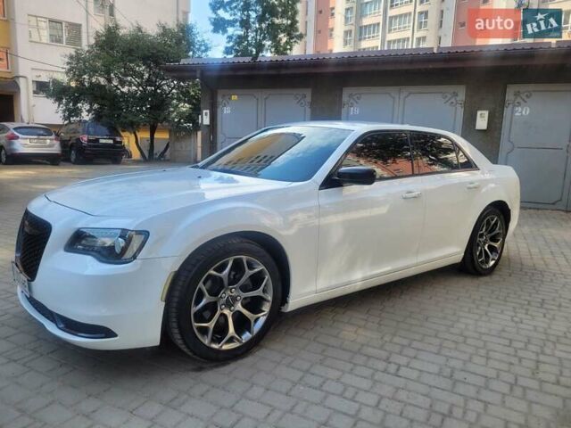 Білий Крайслер 300, об'ємом двигуна 3.6 л та пробігом 95 тис. км за 15500 $, фото 22 на Automoto.ua