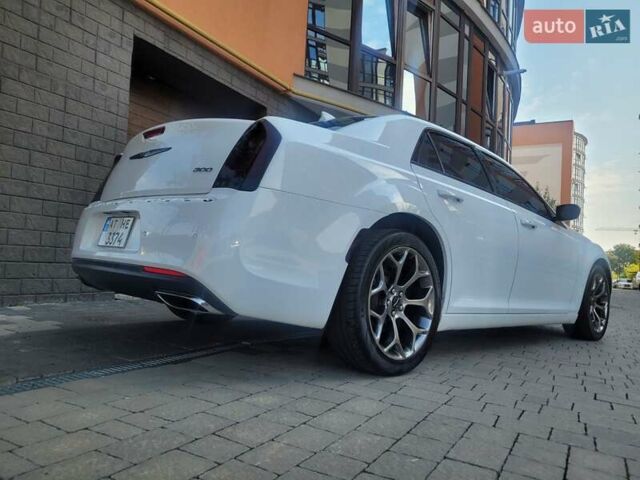 Білий Крайслер 300, об'ємом двигуна 3.6 л та пробігом 95 тис. км за 15500 $, фото 6 на Automoto.ua