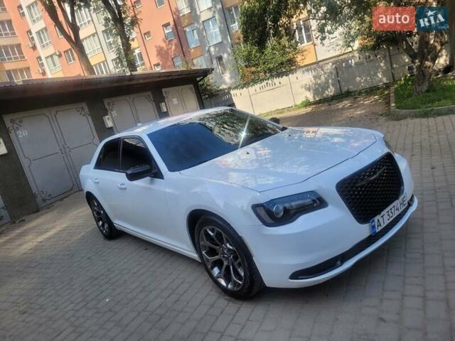 Білий Крайслер 300, об'ємом двигуна 3.6 л та пробігом 95 тис. км за 15500 $, фото 21 на Automoto.ua