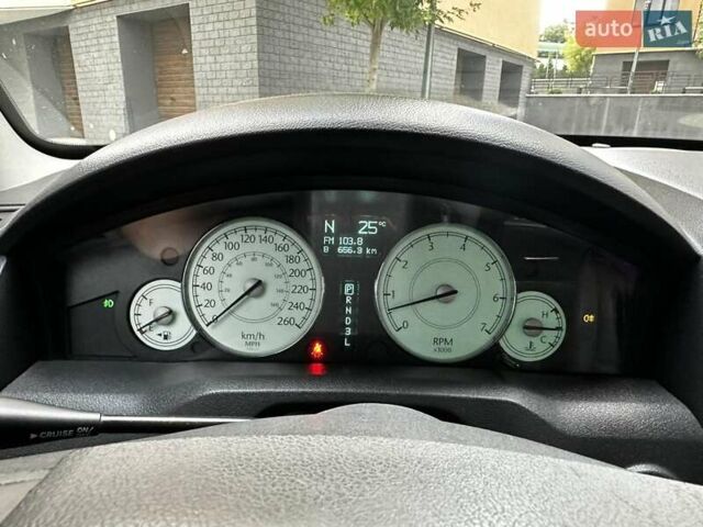 Черный Крайслер 300, объемом двигателя 2.7 л и пробегом 195 тыс. км за 6300 $, фото 20 на Automoto.ua