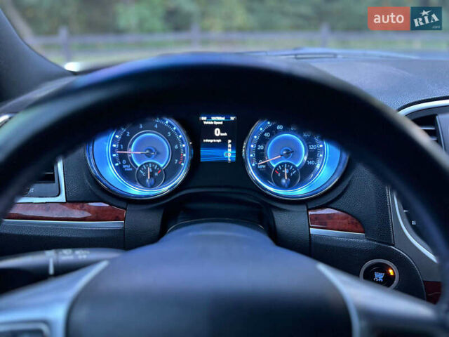 Чорний Крайслер 300, об'ємом двигуна 3.6 л та пробігом 206 тис. км за 10900 $, фото 13 на Automoto.ua