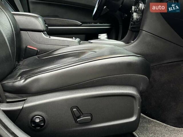 Черный Крайслер 300, объемом двигателя 3.6 л и пробегом 72 тыс. км за 12730 $, фото 21 на Automoto.ua