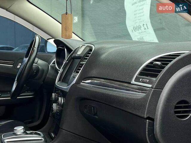 Черный Крайслер 300, объемом двигателя 3.6 л и пробегом 72 тыс. км за 12730 $, фото 16 на Automoto.ua