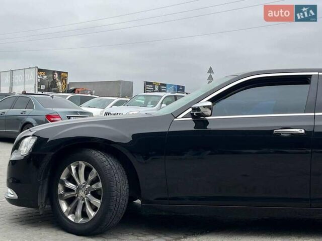 Черный Крайслер 300, объемом двигателя 3.6 л и пробегом 72 тыс. км за 12730 $, фото 14 на Automoto.ua